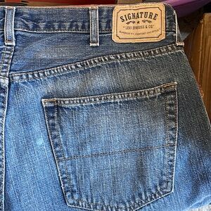 Signature Levi Men’s Jeans 38x30